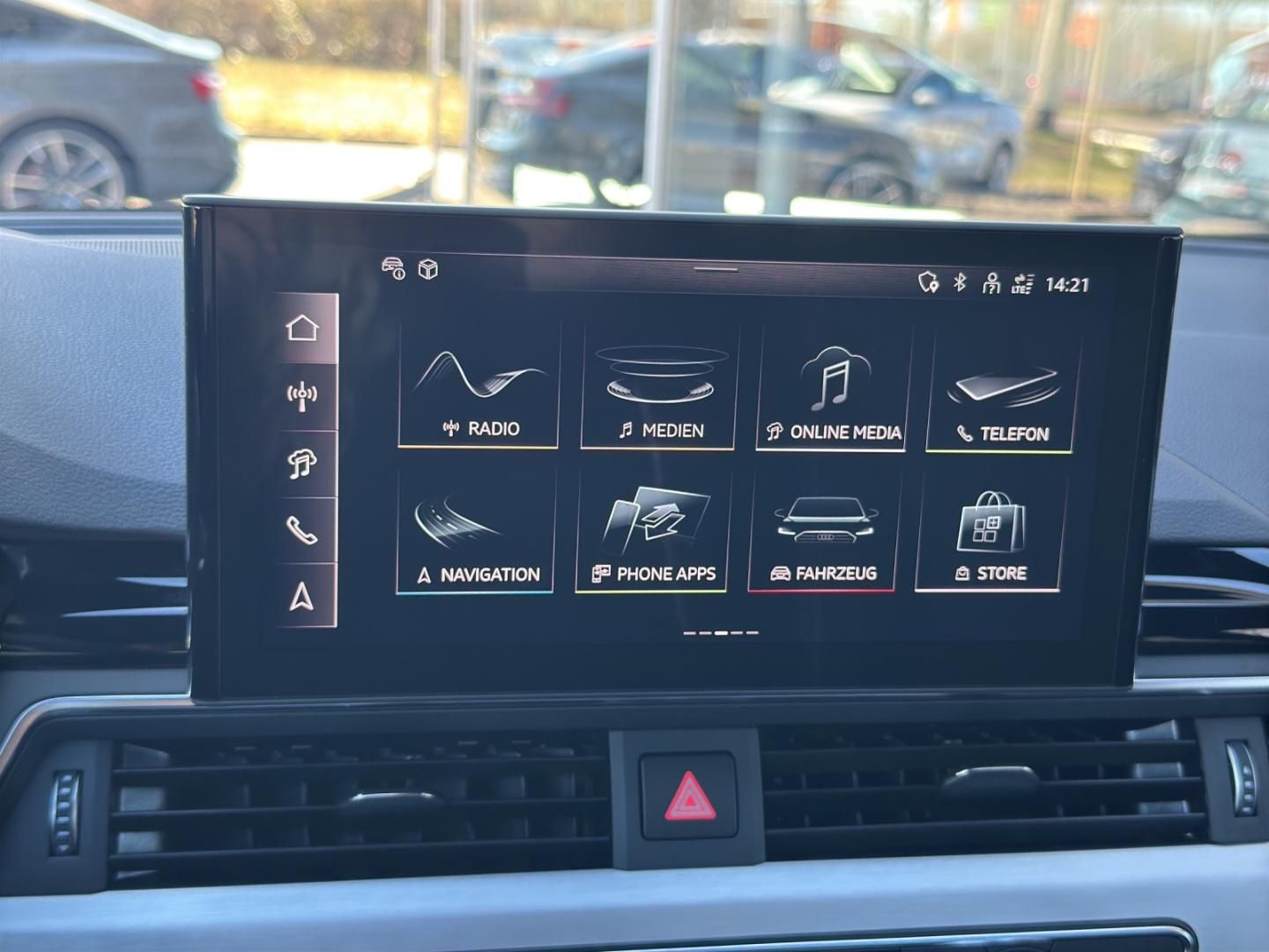 Fahrzeugabbildung Audi A5 Sportback S line business business 35 TFSI S