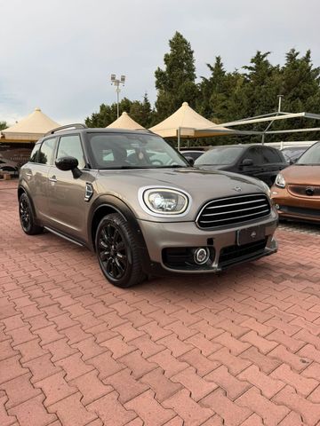 MINI Mini Cooper D Countryman 2.0 Hype
