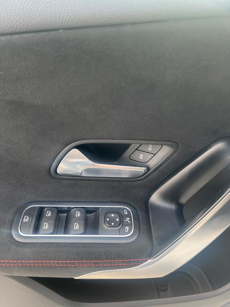 Mercedes-Benz A 180 2x AMG-LINE PANORAMA LED NAVI KAMERA P