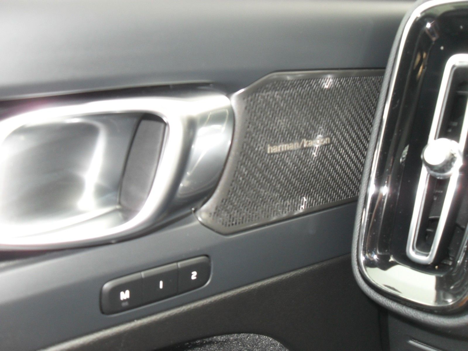 Fahrzeugabbildung Volvo C40 Ultimate | 360° | WP