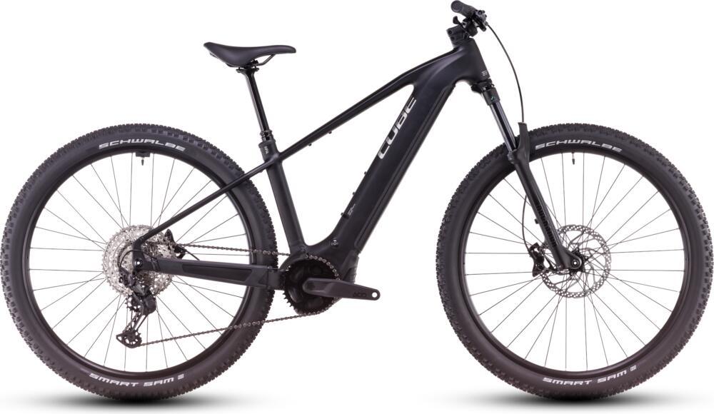Cube Reaction Hybrid Race 800 black´n´metal XXL