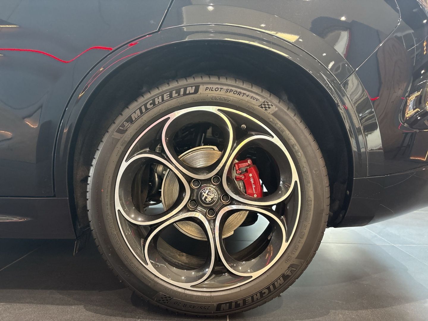 Alfa Romeo Stelvio - Bild 16
