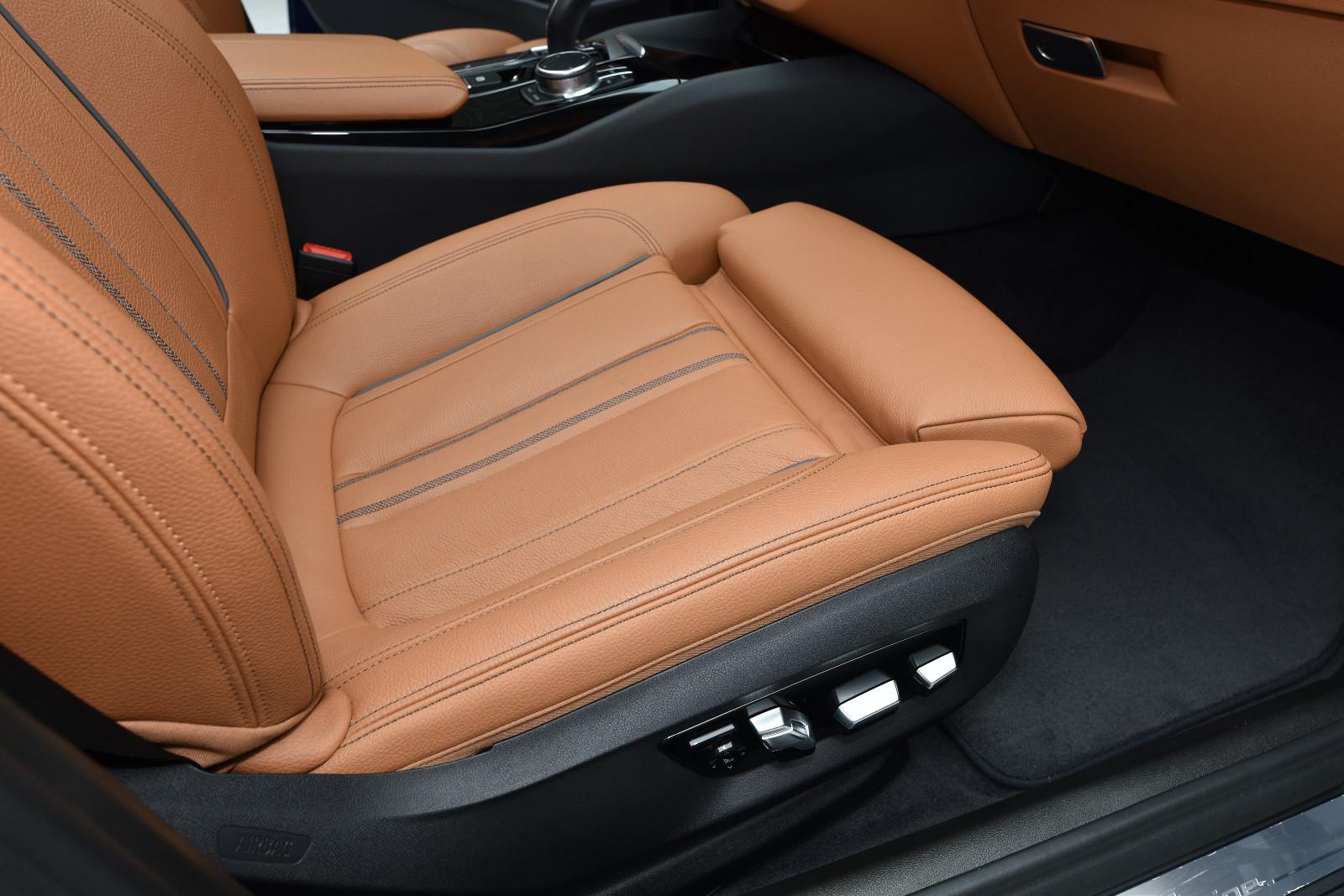 BMW 530D 3.0 265ch SPORT LINE - HUD - CUIR - TOIT PANORAMIQUE - CHAUFFAGE AUXILIAIRE