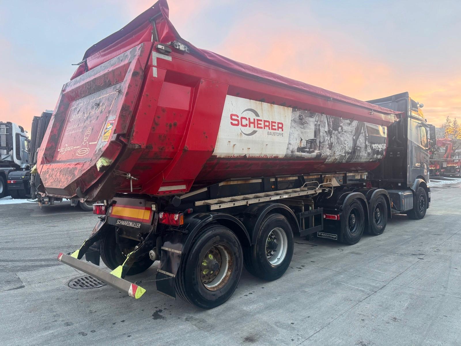 Schwarzmüller K-Serie 2 achs Kippmulde Stahl 24mSchiebeverdeck