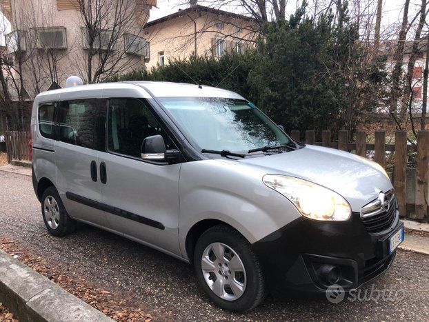 Opel FIAT DOBLO 1.3 MJT 90CV 5POSTI - NEOPATENTATI