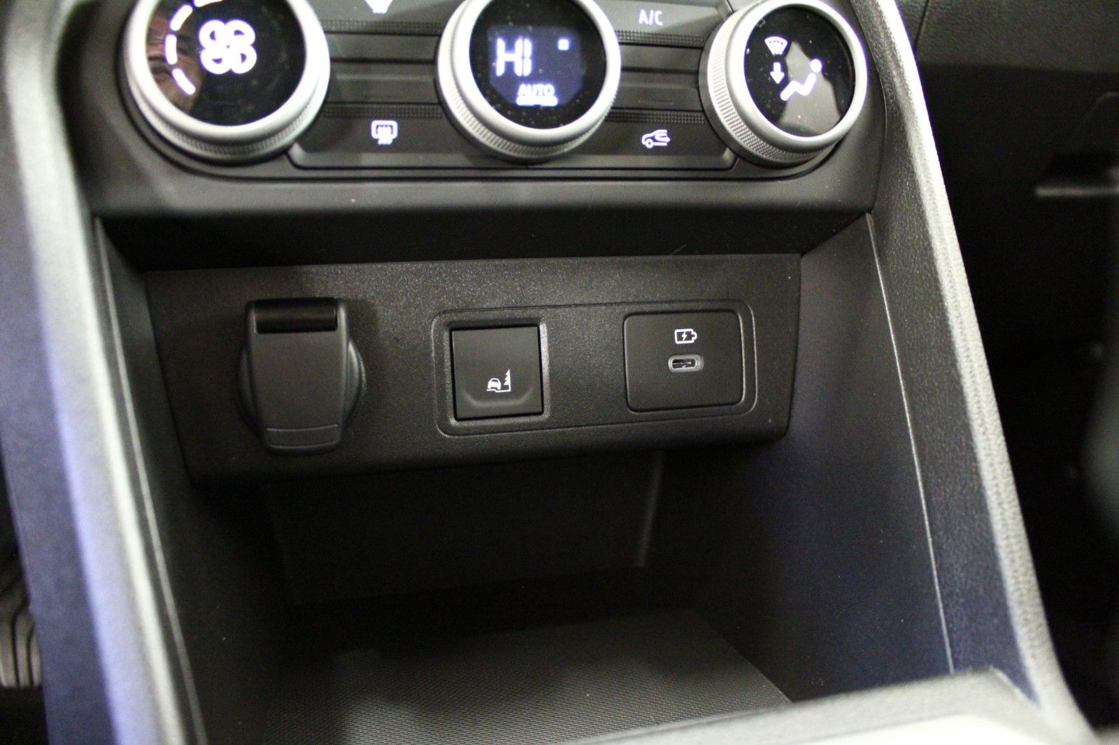 Fahrzeugabbildung Dacia Jogger Eco-G 100 Extreme+ 7-Sitzer *Benzin /LPG