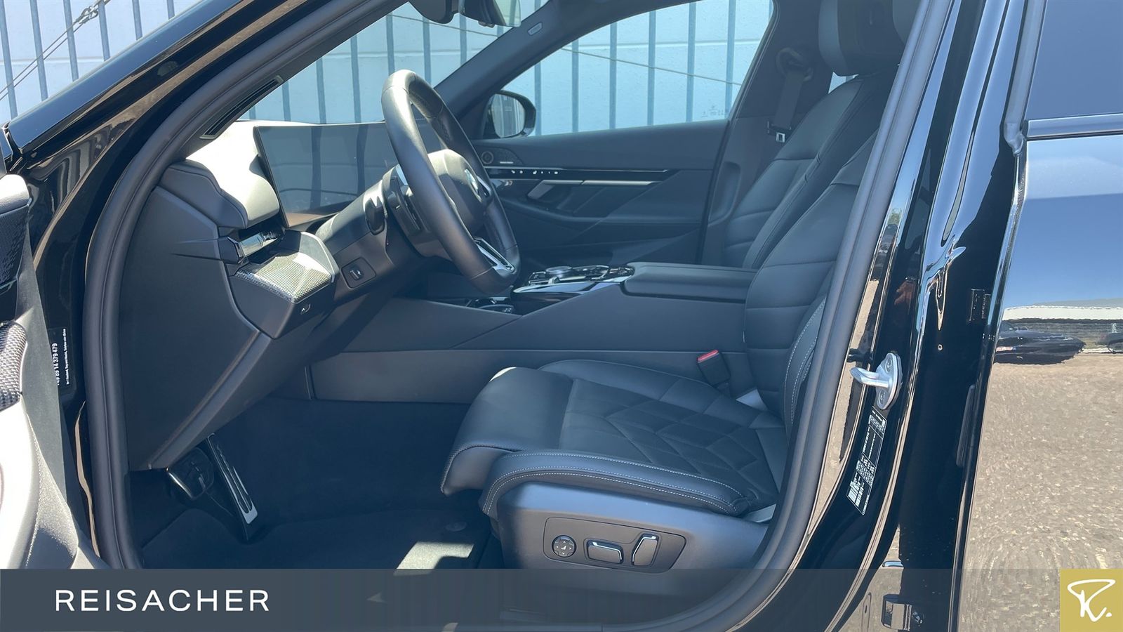 BMW 520d Lim M-Sport AHK DA HUD,360° Standheiz HK foto 4