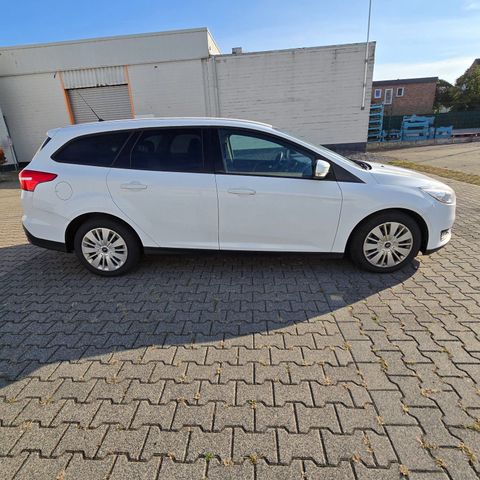 Ford Focus 1.0Liter Ecoboost*Klima*Navi*Scheckh...