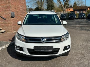 Volkswagen Tiguan - 2