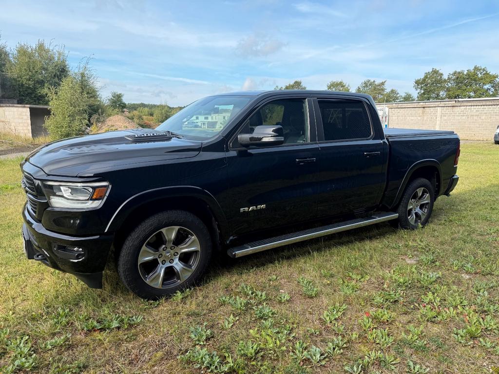 Dodge  RAM 1500 Laramie Gen 5  UNFALLFREI 2022
