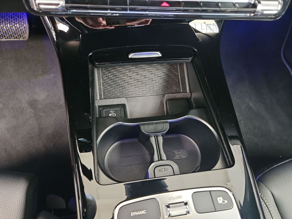 Fahrzeugabbildung Mercedes-Benz A 180 Progressive AHK Totwi. LED SHZ KeyLess KAM