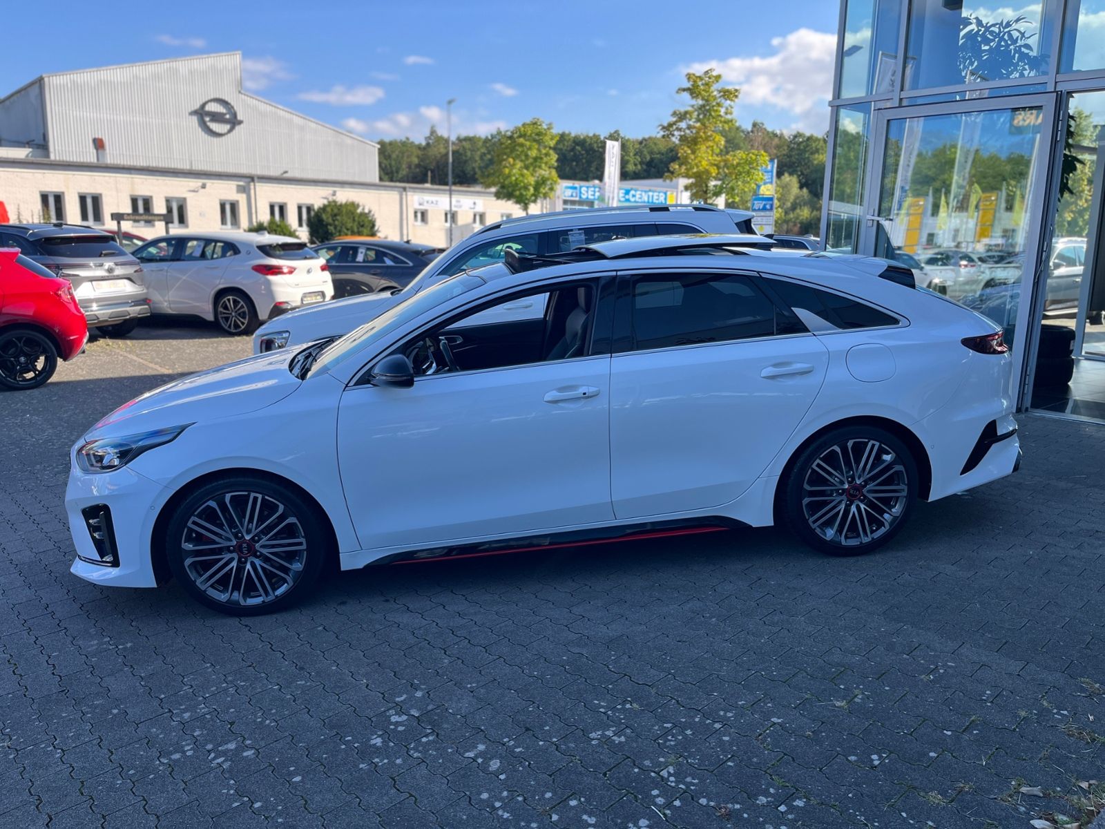 Fahrzeugabbildung Kia ProCeed GT AHK PANO KLIMA LED NAVI ALU
