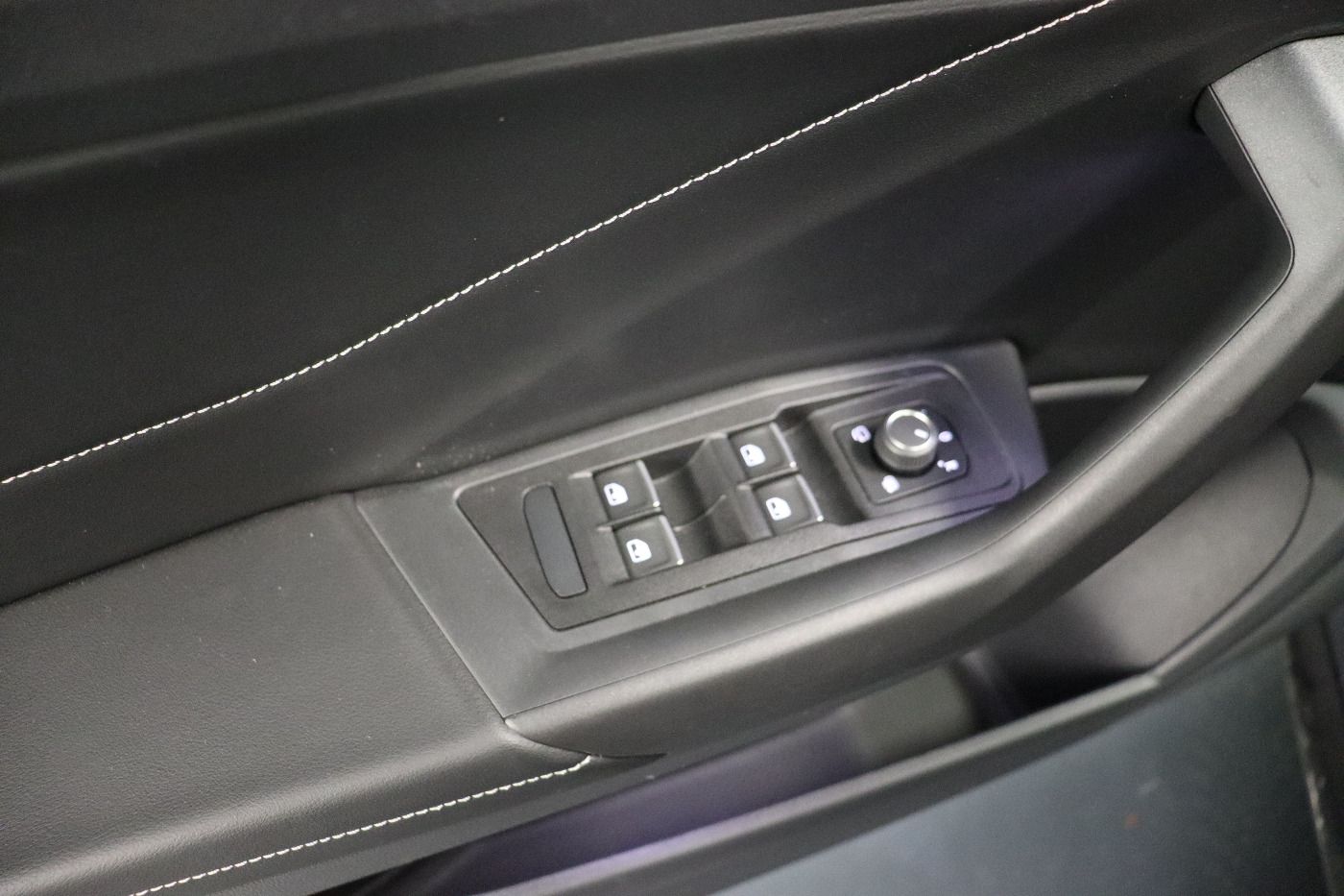 Volkswagen T-Roc - Bild 16