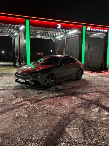MERCEDES-BENZ A 200 -