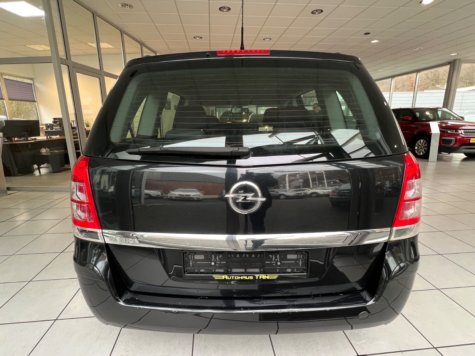 Fahrzeugabbildung Opel Zafira B Family 1.8 * 1.HAND* 7.Sitzer *