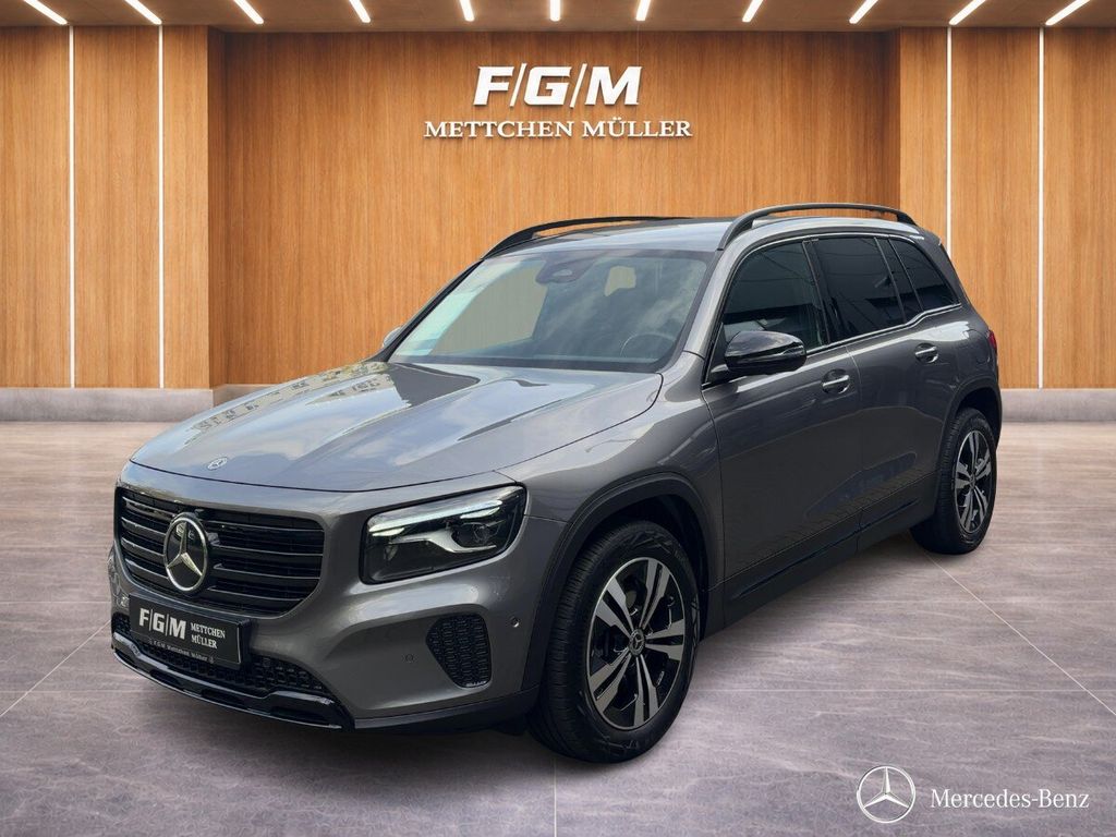 Image of Mercedes-Benz GLB 220