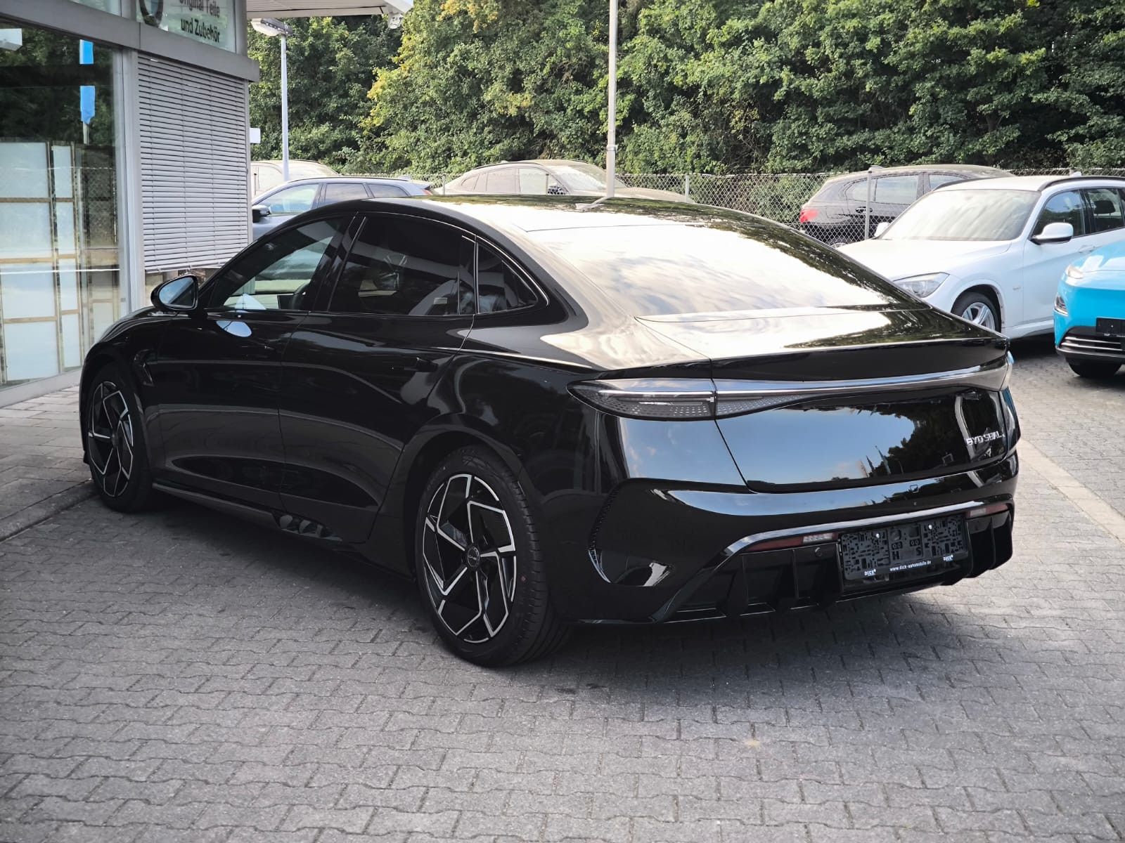 Fahrzeugabbildung BYD Seal Design WERKSGAR+PANO+NAVI+LED+SHZ+ACC+360°+