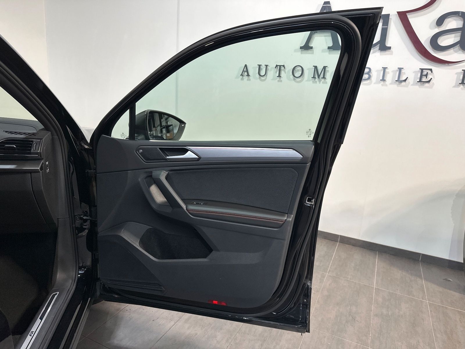 Fahrzeugabbildung SEAT Tarraco 2.0 TDI DSG FR NAV+LED+AHK+KAM+SHZ