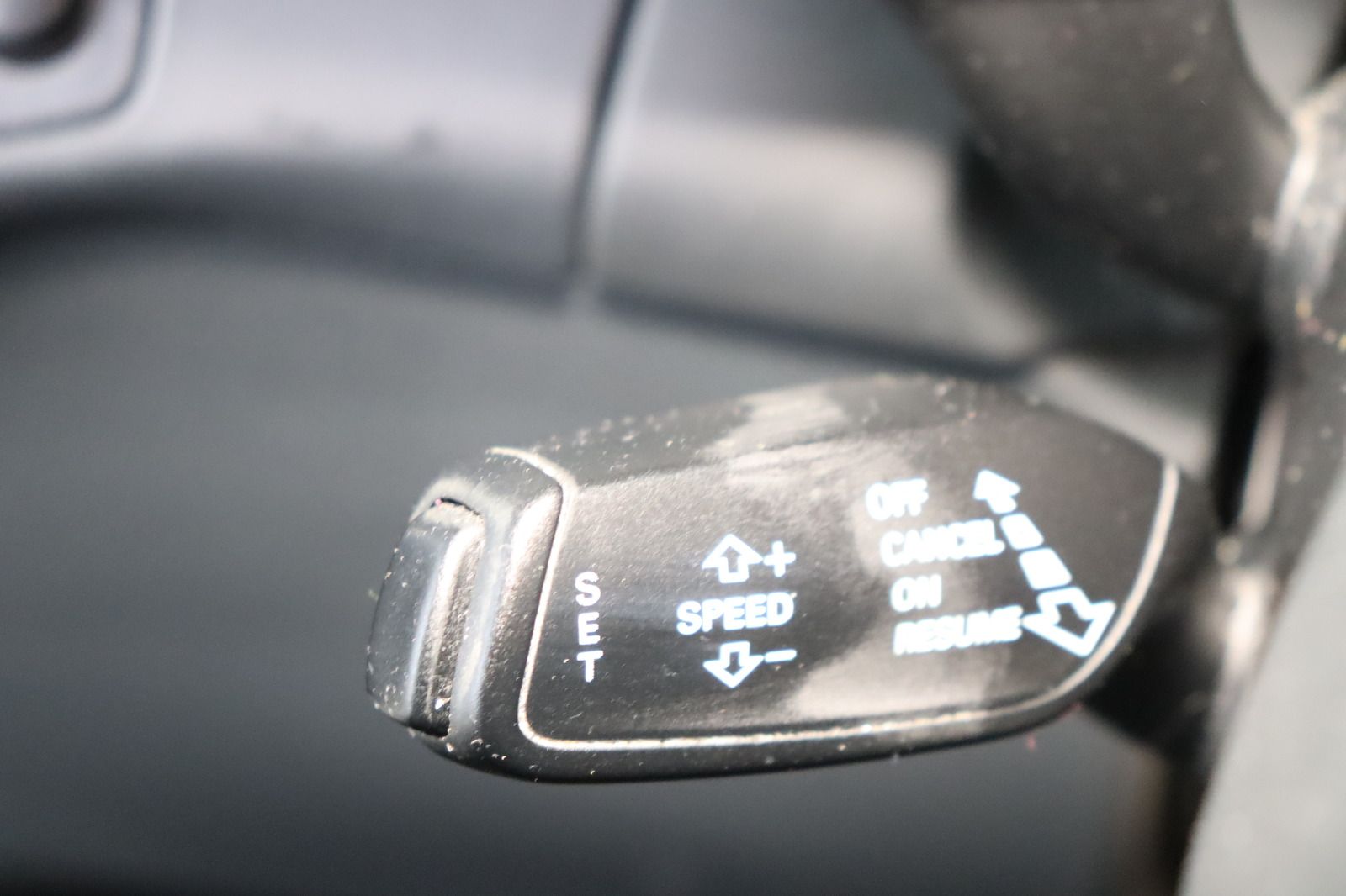 Fahrzeugabbildung Audi A4 2.0 TDI  Avant * Bi-Xenon * Navi * PDC