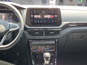 Fahrzeugabbildung Volkswagen T-Cross Life Limited 1.0 TSI AHK Klima