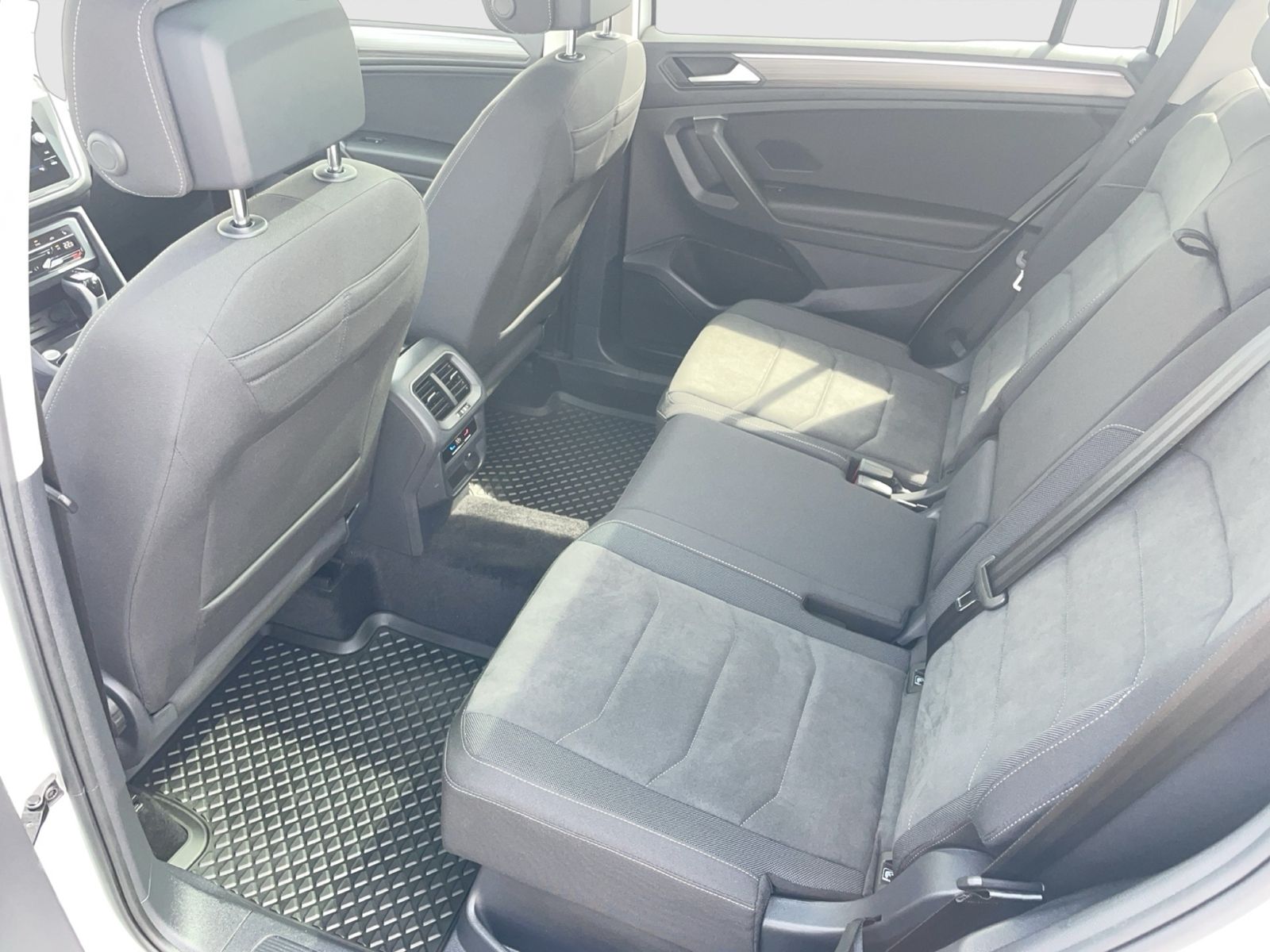 Volkswagen Tiguan Allspace Elegance 4M PANORAMA IQ.LIGHT foto 18