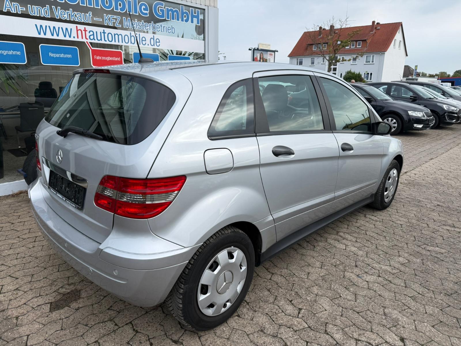 Mercedes-Benz B170 2006 — engine 1.699 cm³, 116 HP (85kW)
