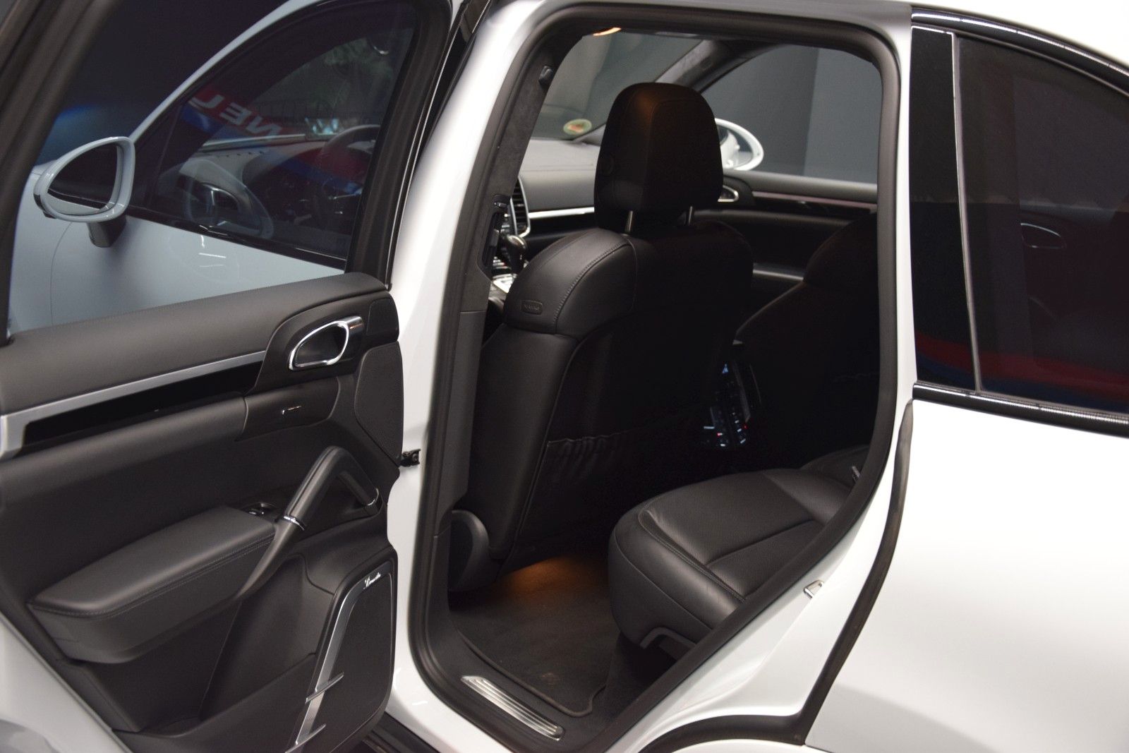 Fahrzeugabbildung Porsche Cayenne Turbo S ACC Luft Sitzbel. s.AGA LED 360°