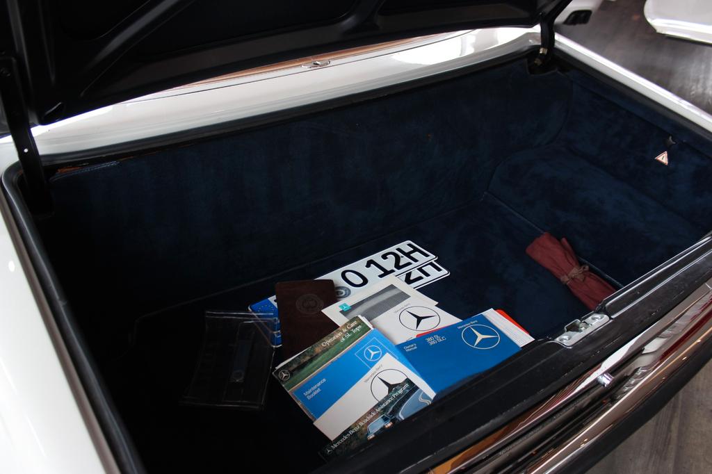 Mercedes-Benz SL 380