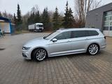 Volkswagen Passat R-Line T 2.0 TDI SCR 176kW DSG 4MOT - Volkswagen Passat: Standheizung