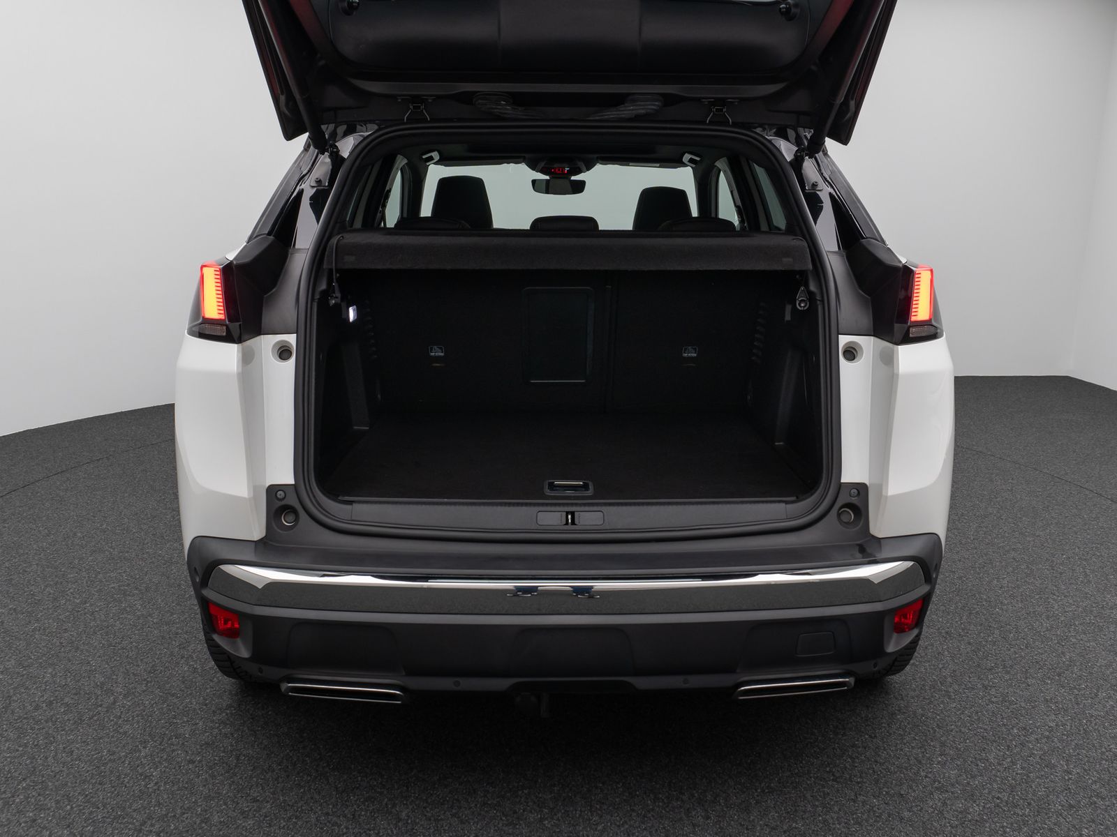 Fahrzeugabbildung Peugeot 3008 Hybrid4 300 GT Panorama 360° Massage AHK