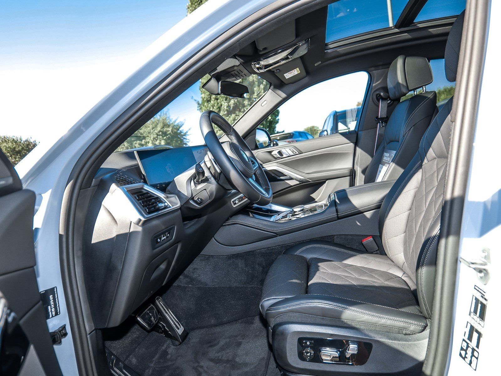 BMW X6 xDrive30d M Sport PANO ACC AHK RFK NAVI LED foto 5