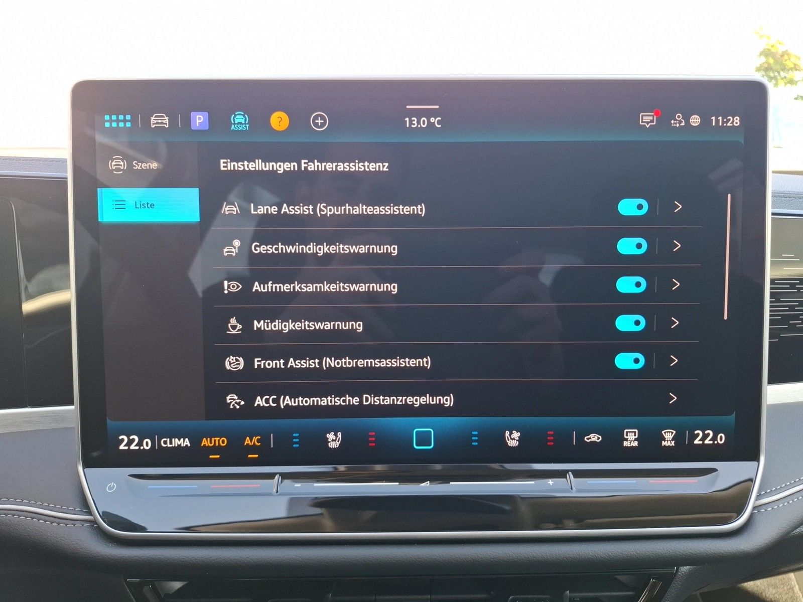 Fahrzeugabbildung Volkswagen Passat Variant TDI Elegance DSG Matrix AHK Navi