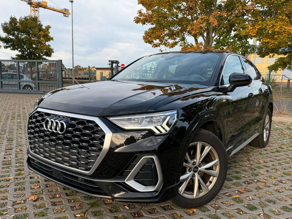 Image of Audi Q3