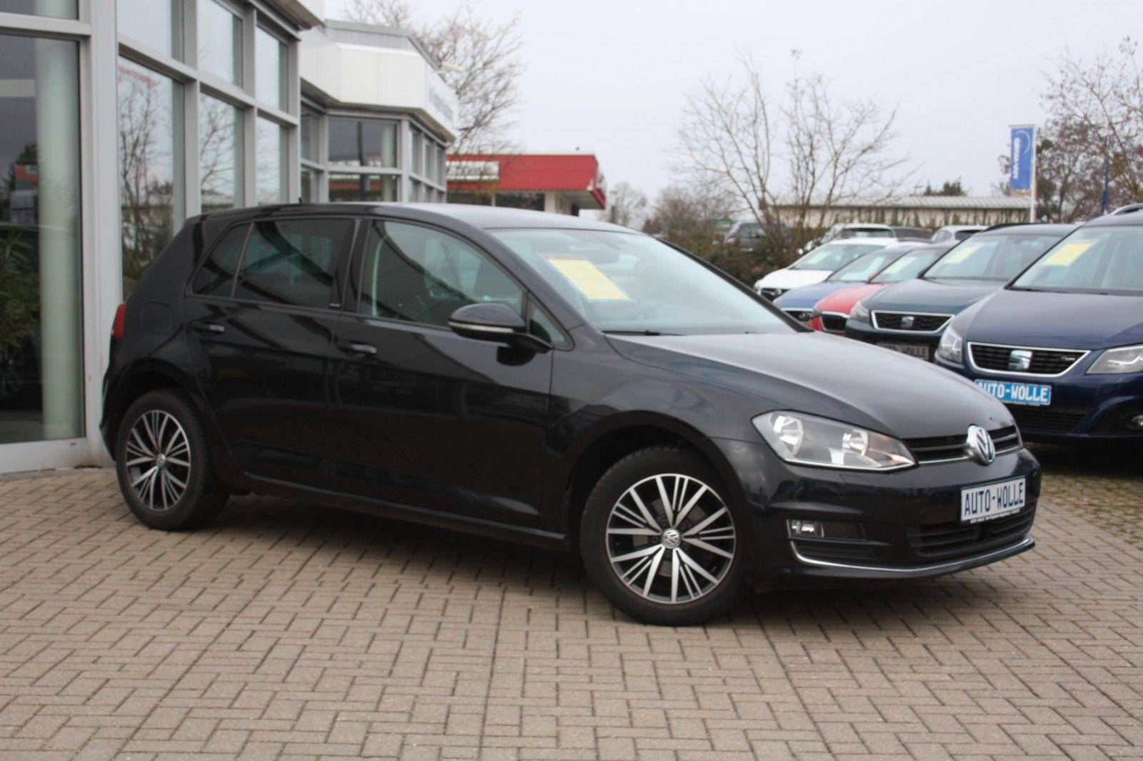 Volkswagen Golf VII 1.2 TSI DSG KAMERA NAVI AHK STAND-HZG