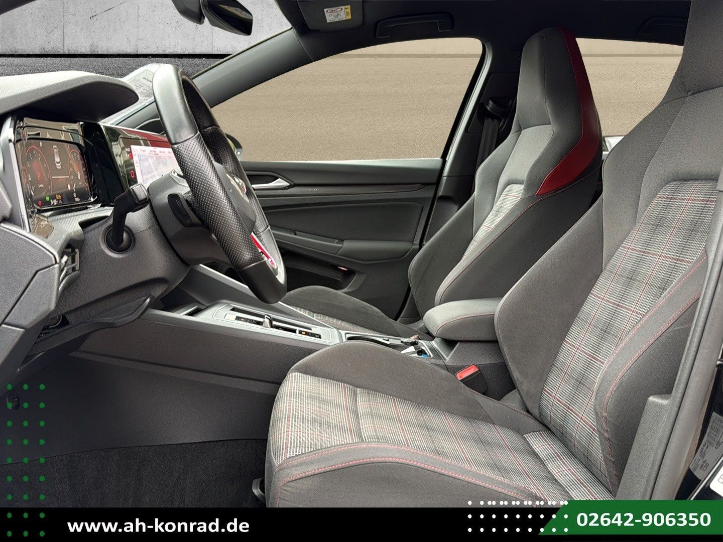 Fahrzeugabbildung Volkswagen Golf VIII 2.0 TSI DSG GTI+IQ Light+Standhzg.