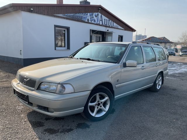 Volvo V70 2.4 Benzin ZR NEU/5 Zylinder