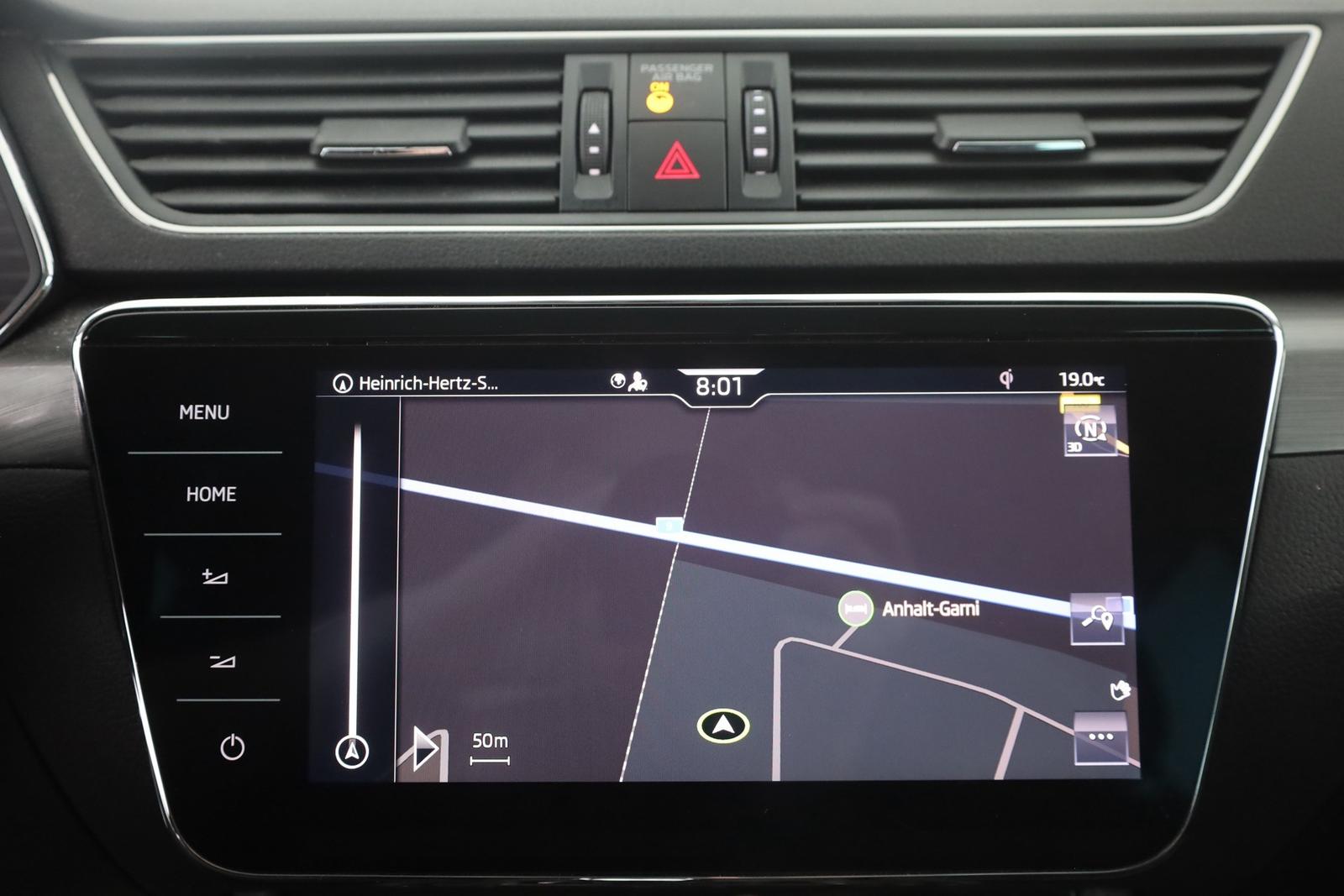 Skoda Superb Combi 2.0 TDI DSG Standheizung ACC 360°