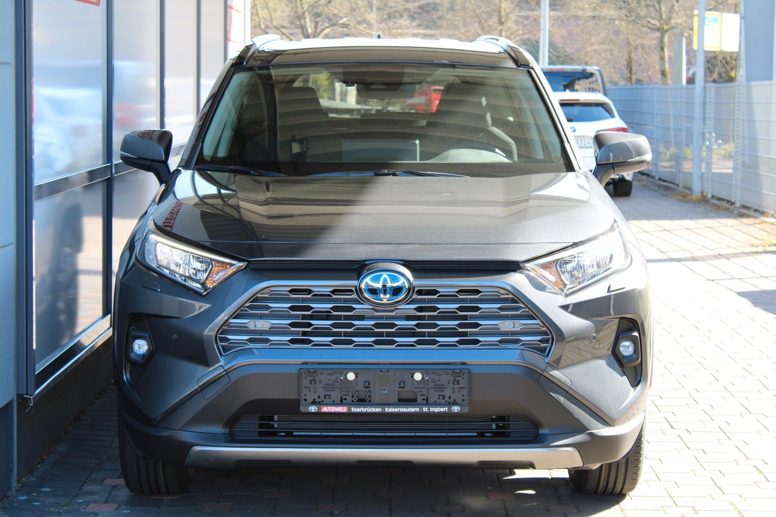 Fahrzeugabbildung Toyota RAV4 Hybrid 4x4 Team D