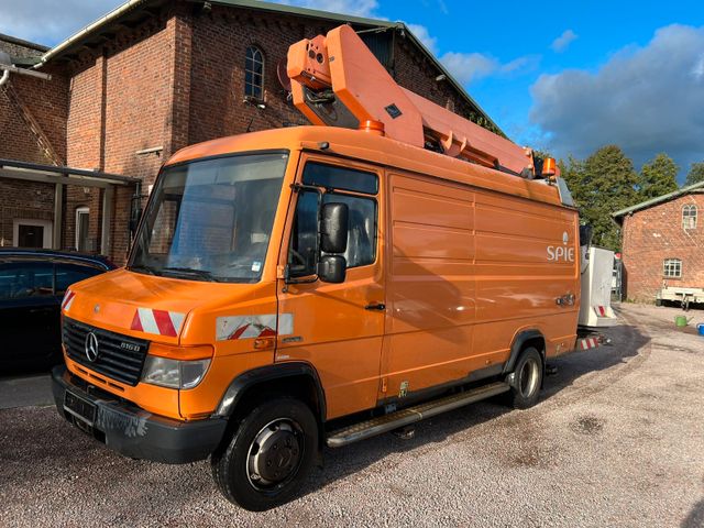 Mercedes-Benz Vario HKA / 816 D         OM 904 LA