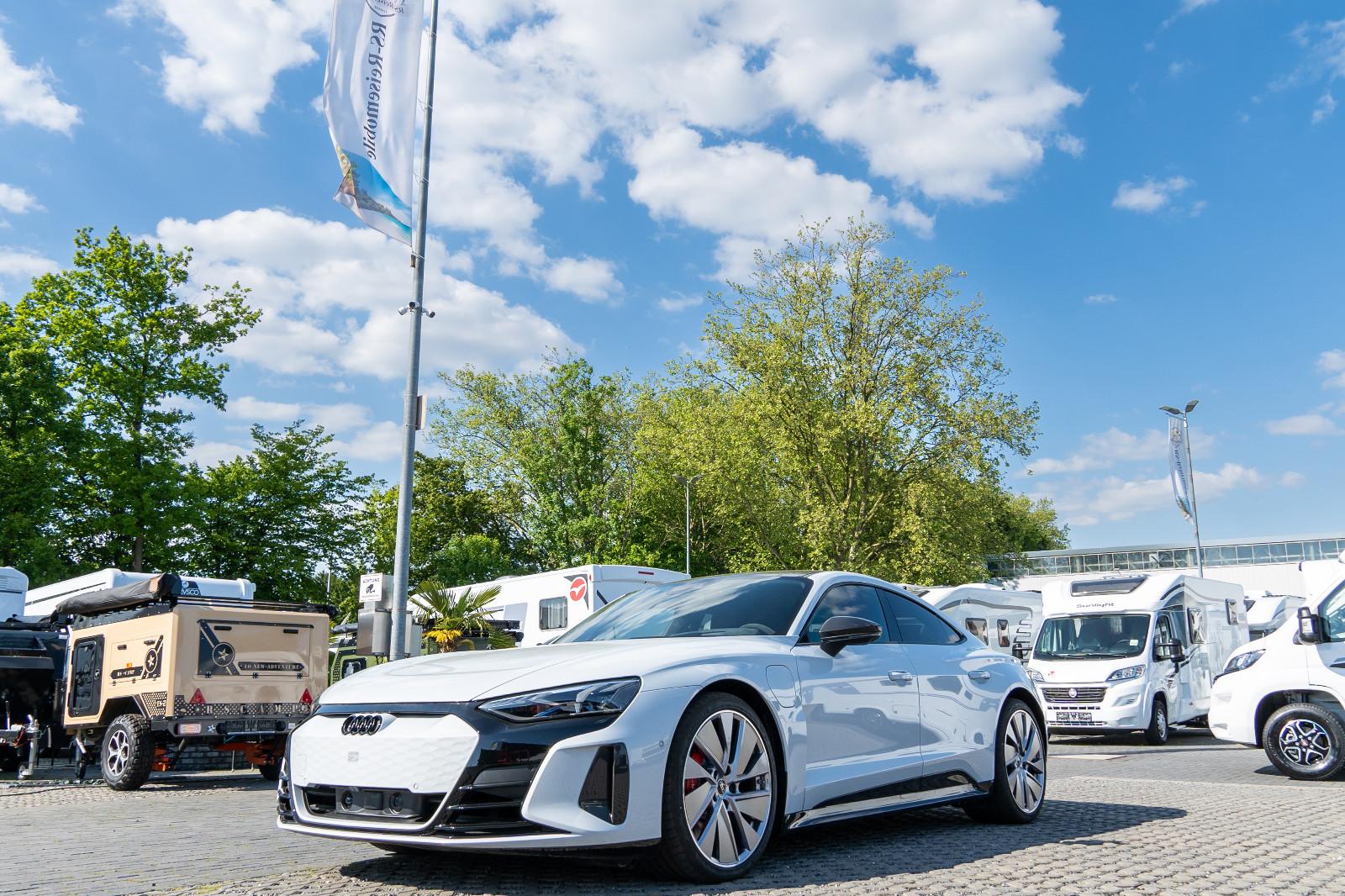 Audi e-tron GT RS Carbon*AssistenzPlus*HeadUP*NP175T€