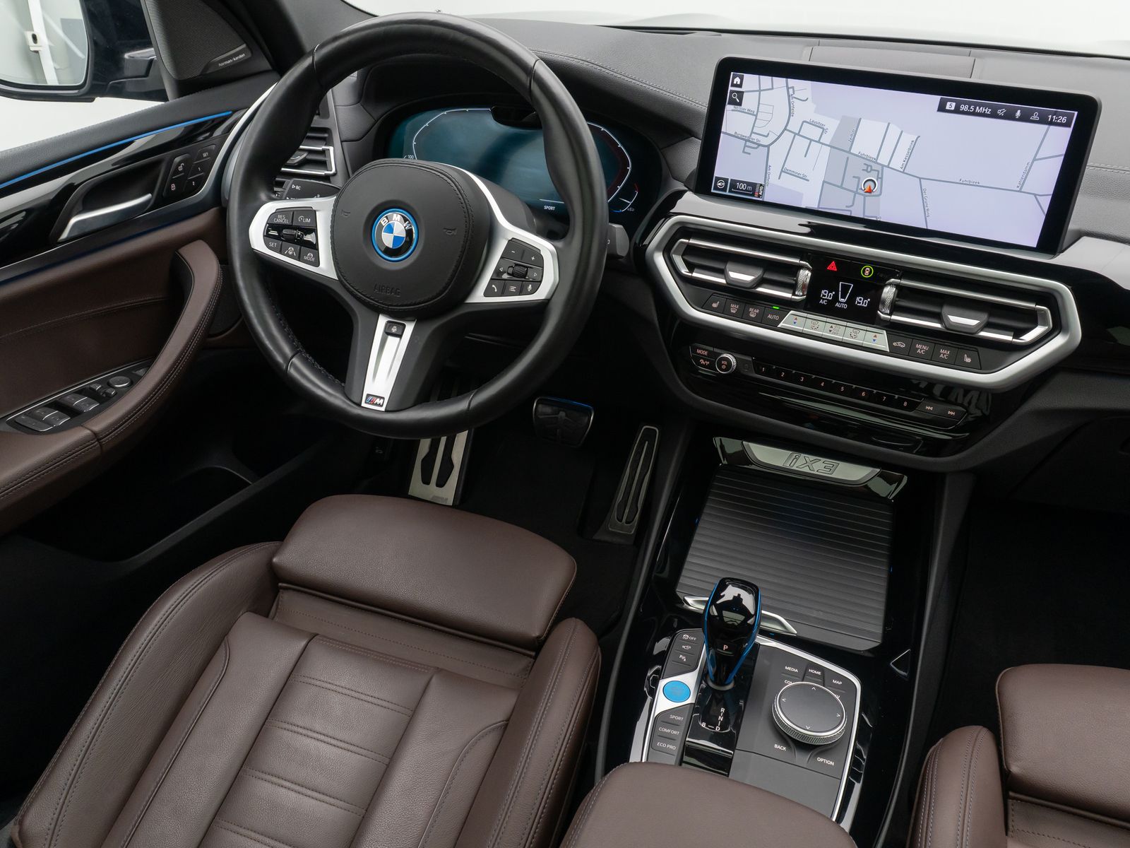 Fahrzeugabbildung BMW iX3 M Sport IMPRESSIVE 360°Laser DAB Komfort HUD