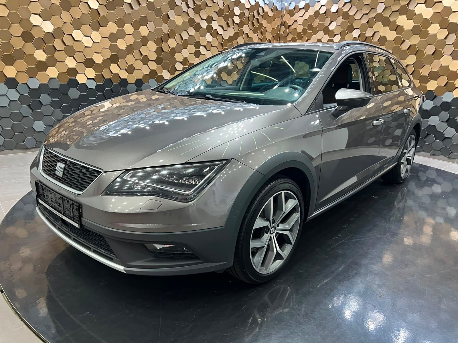 SEAT Leon ST X-Perience 4Drive /Pano/