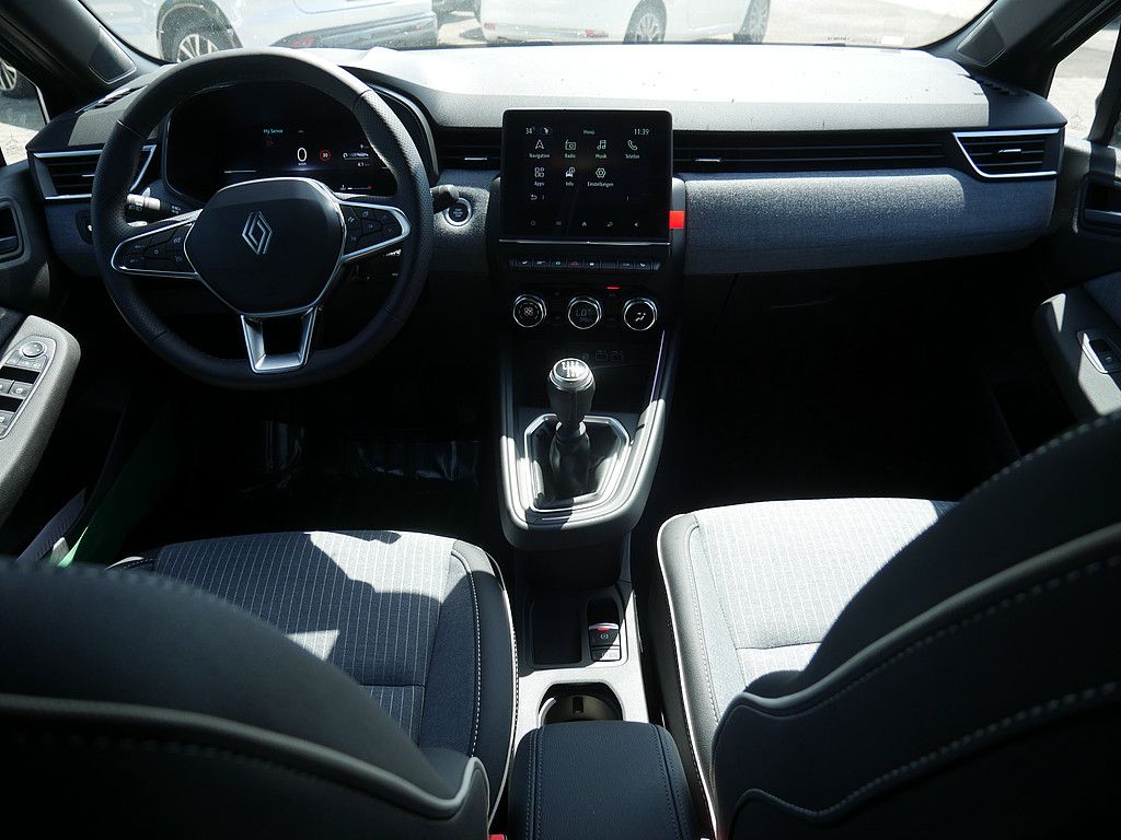 Fahrzeugabbildung Renault Clio Techno TCe 90