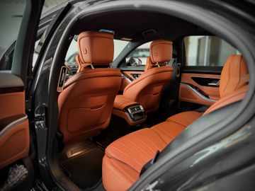 Mercedes S 450 - 4