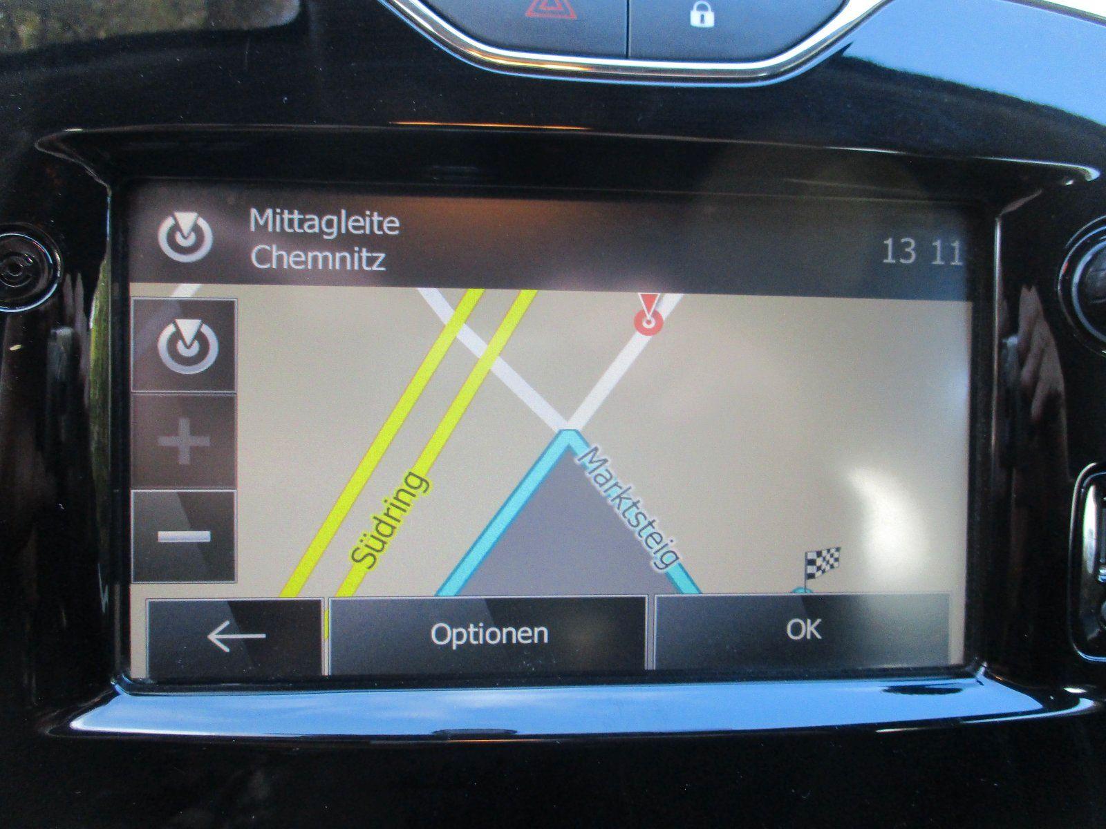 Renault Clio 2014 — photo 9