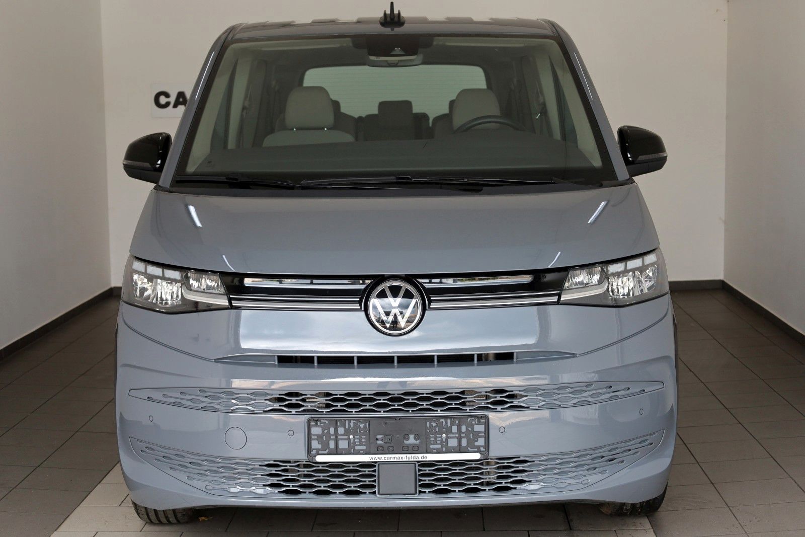 Fahrzeugabbildung Volkswagen T7 Multivan Life lang  7 Si,AppleCarplay,Keyless