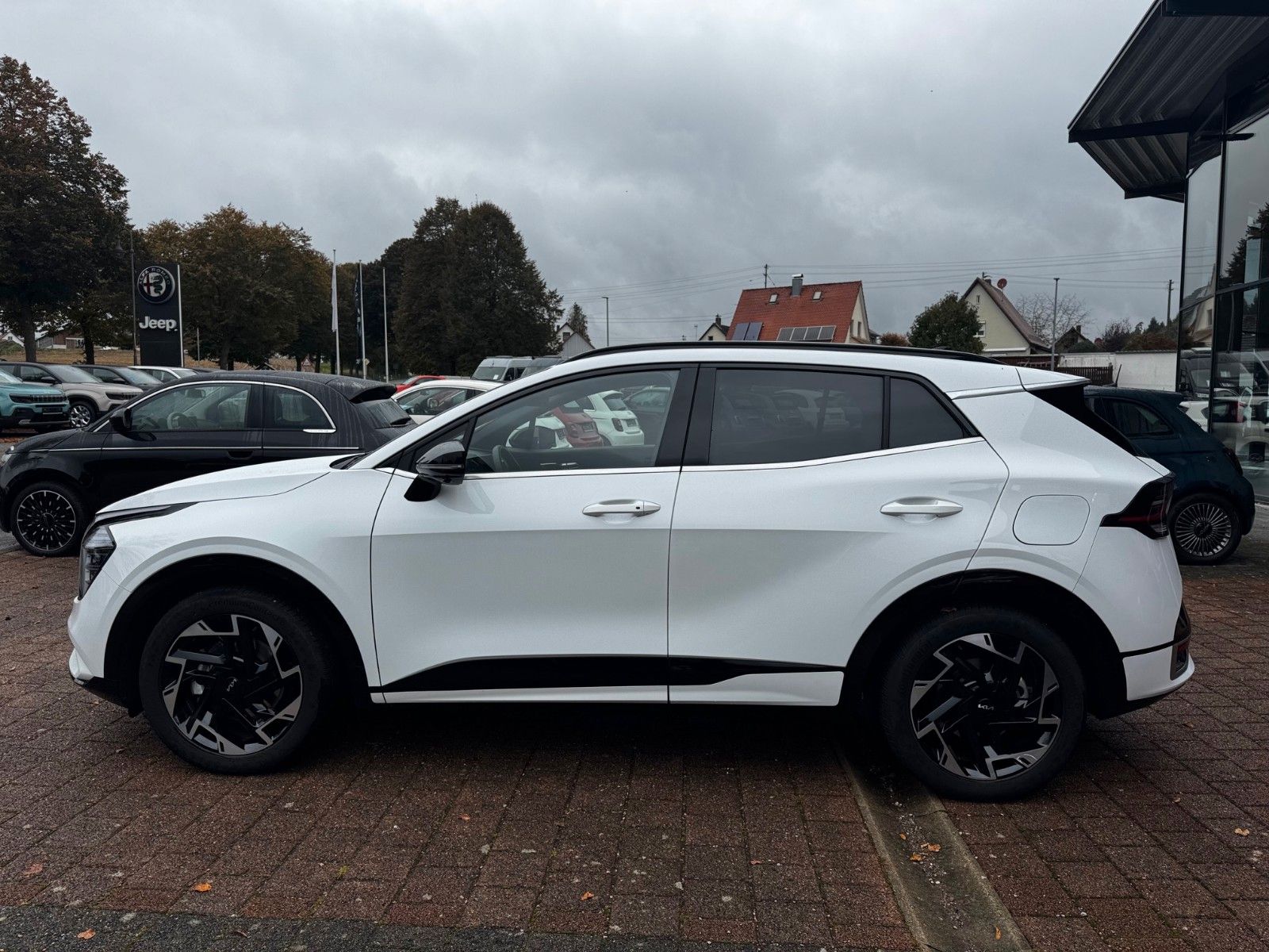 Fahrzeugabbildung Kia SPORTAGE 180PS AWD GTL DRIVEP. SOUNDP.