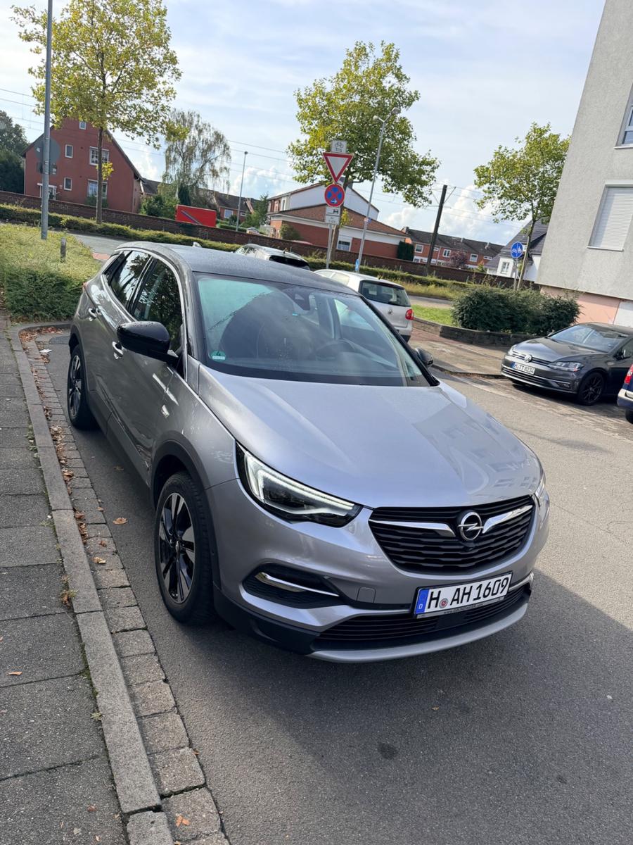 Opel Grandland X Plug-in Hybrid Elegance