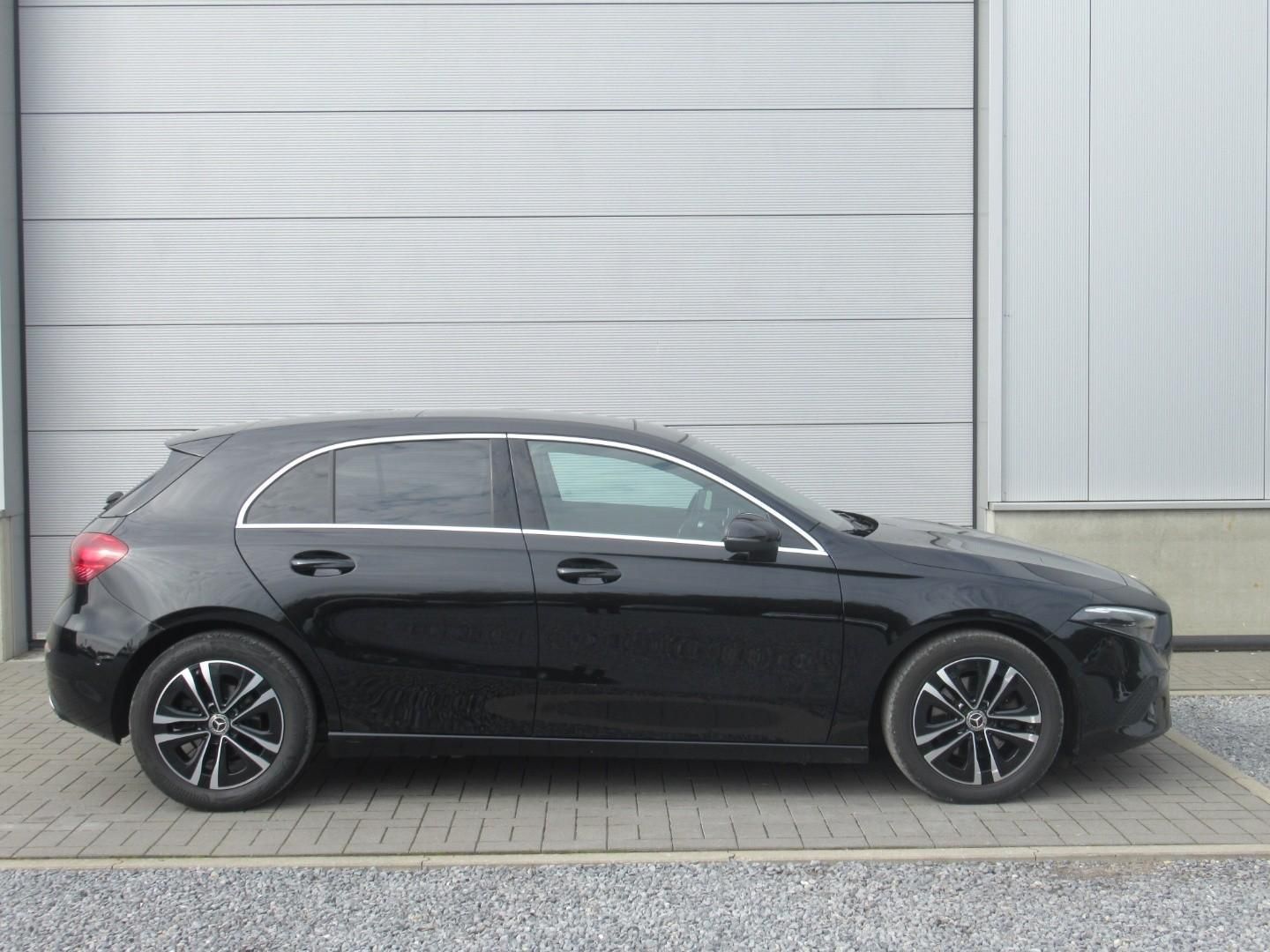 Mercedes-Benz A 180 d Aut. /€18.999 netto / Pano / 1/2 Leder / imagem 2