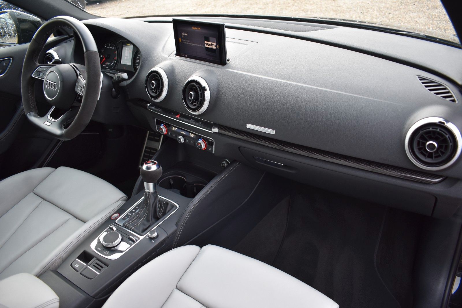 Fahrzeugabbildung Audi RS3 Sportback 2.5 TFSI quattro Keyles RS sitze